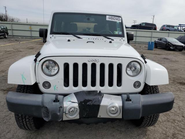 1C4BJWEG1FL730229 Jeep Wrangler Unlimited Sahara