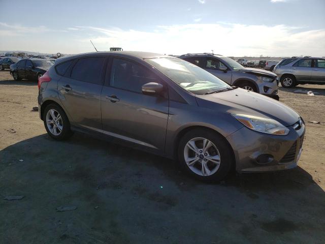 1FADP3K27EL442122 Ford FOCUS SE