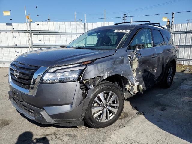 2022 Nissan Pathfinder SL