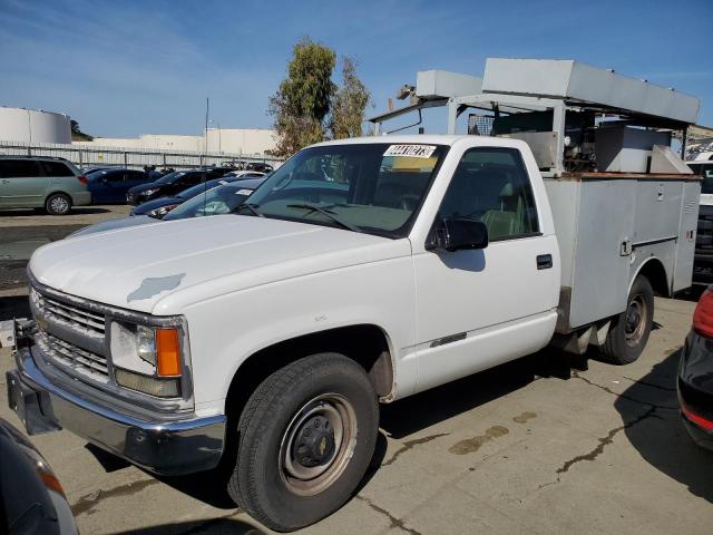 Salvage cars for sale from Copart Martinez, CA: 2000 Chevrolet GMT-400 C3500