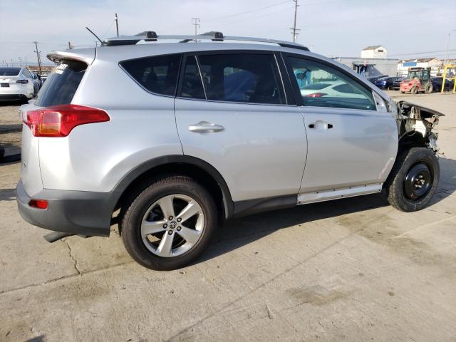 2T3WFREV1FW180479 Toyota Rav4 Xle