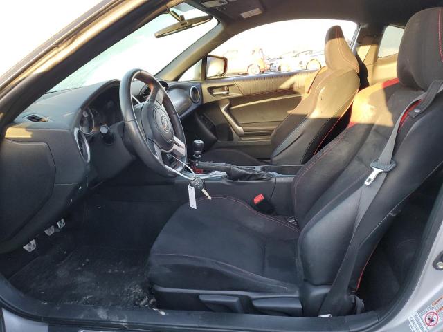 JF1ZNAA11D1727725 Scion UK