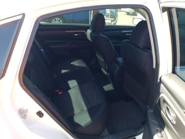 1N4AL3AP2HN303357 Nissan ALTIMA 2.5