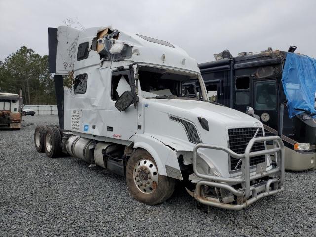 Salvage cars for sale from Copart Byron, GA: 2016 Volvo VN VNL