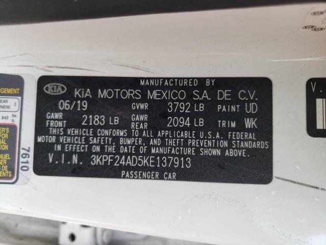 3KPF24AD5KE137913 KIA FORTE FE