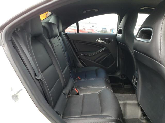 WDDSJ4GB9JN501726 Mercedes-Benz CLA 250 4MATIC