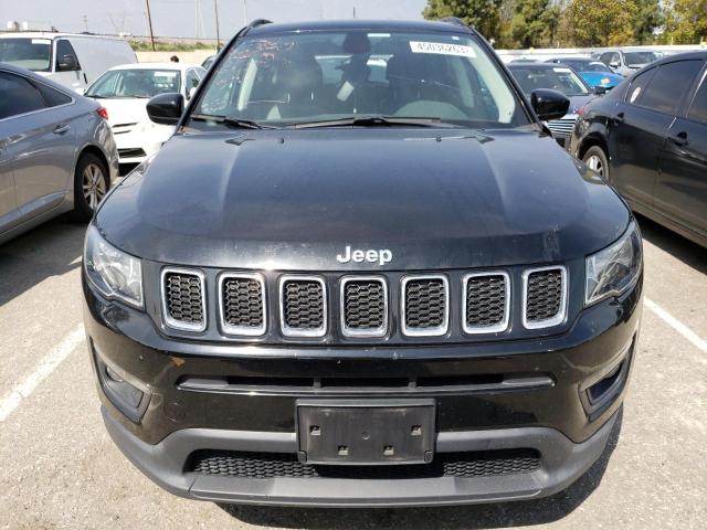 3C4NJCBB1KT832794 Jeep Compass Latitude