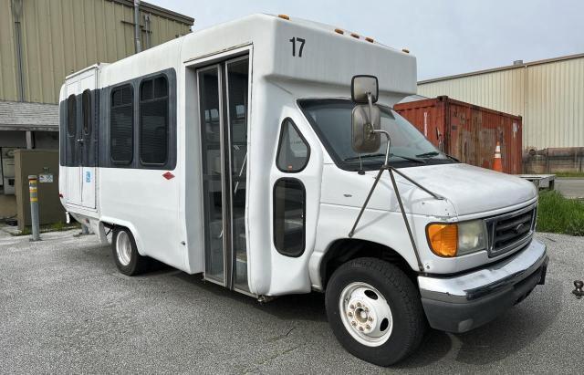Salvage cars for sale from Copart Martinez, CA: 2006 Ford Econoline E350 Super Duty Cutaway Van