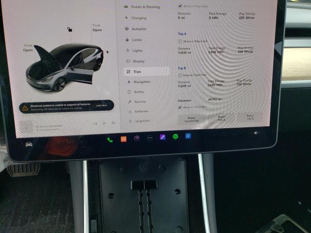 5YJ3E1EA8KF400382 Tesla MODEL 3