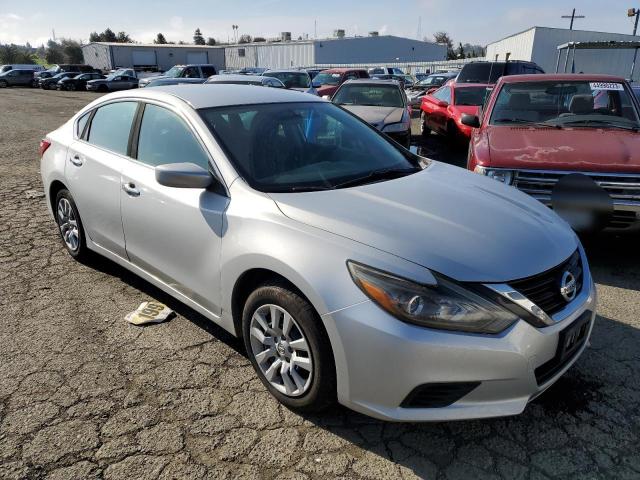1N4AL3AP1HN367017 Nissan ALTIMA 2.5