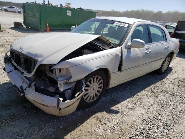 2005 Lincoln Town Car Signature