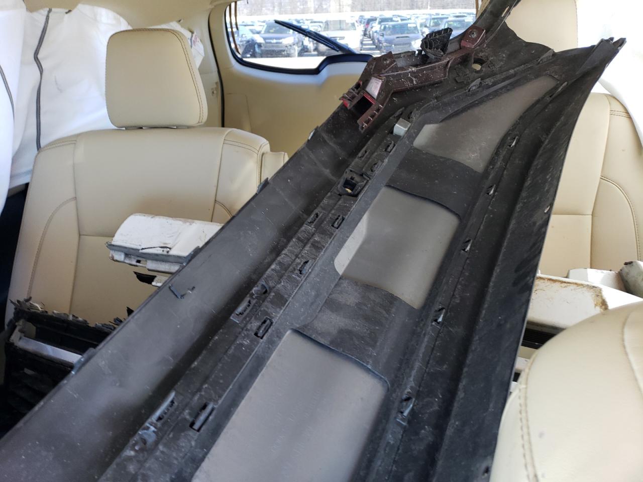 5TDJZRFH9KS564872 TOYOTA HIGHLANDER 2019