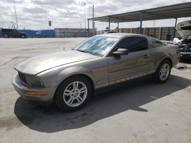 2005 Ford Mustang 