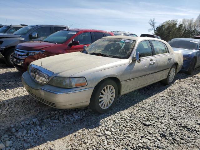 2005 Lincoln Town Car Signature