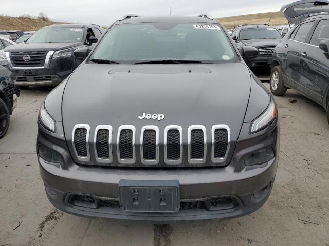 1C4PJMCSXHW557913 Jeep Cherokee Latitude