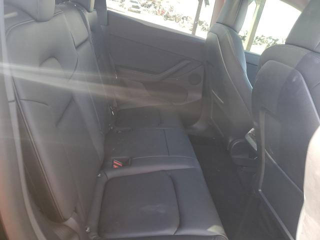 7SAYGDEF8NF346988 Tesla Model Y