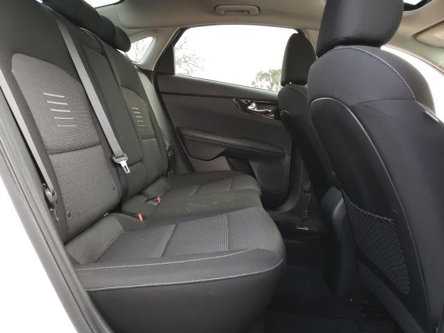 3KPF34AD1KE017488 KIA Forte Gt Line