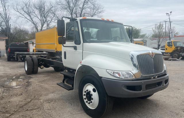 Salvage cars for sale from Copart Grand Prairie, TX: 2018 International 4000 4300