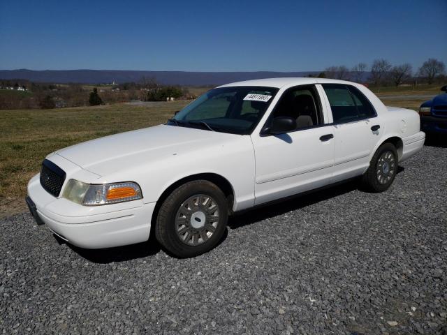 2004 Ford Crown Victoria 