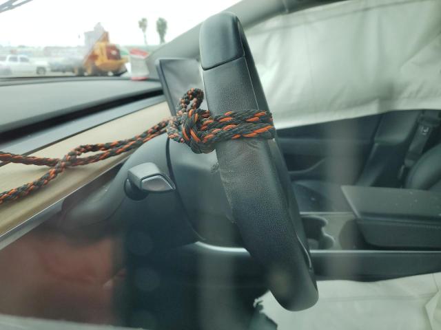 5YJ3E1EAXKF476654 Tesla MODEL 3