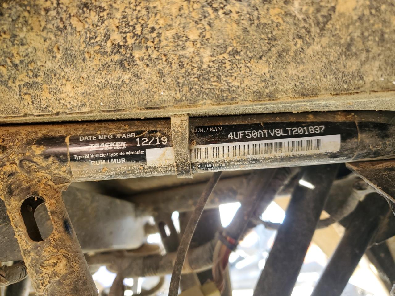 4UF50ATV8LT201837 TRAC 570 2020