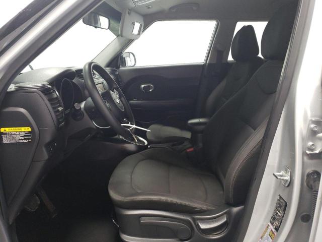 KNDJN2A27J7588022 KIA Soul