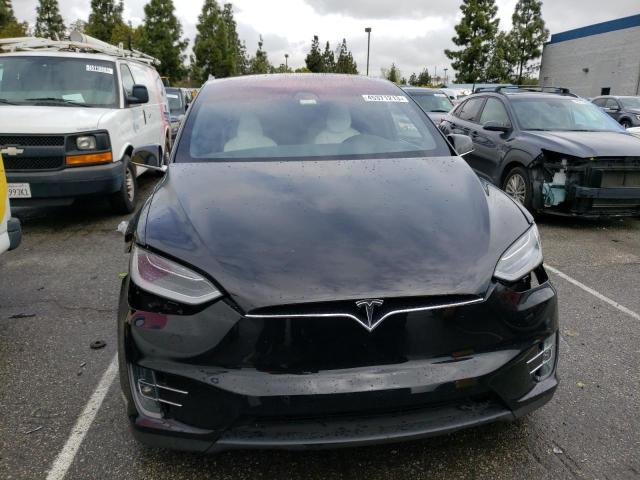 5YJXCBE29JF102878 Tesla MODEL X