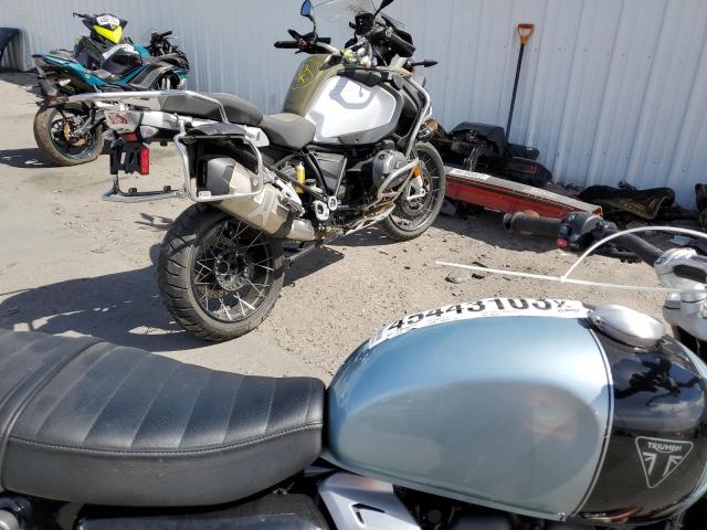 2023 TRIUMPH MOTORCYCLE SPEED TWIN SMTD54HFXPTBA8301