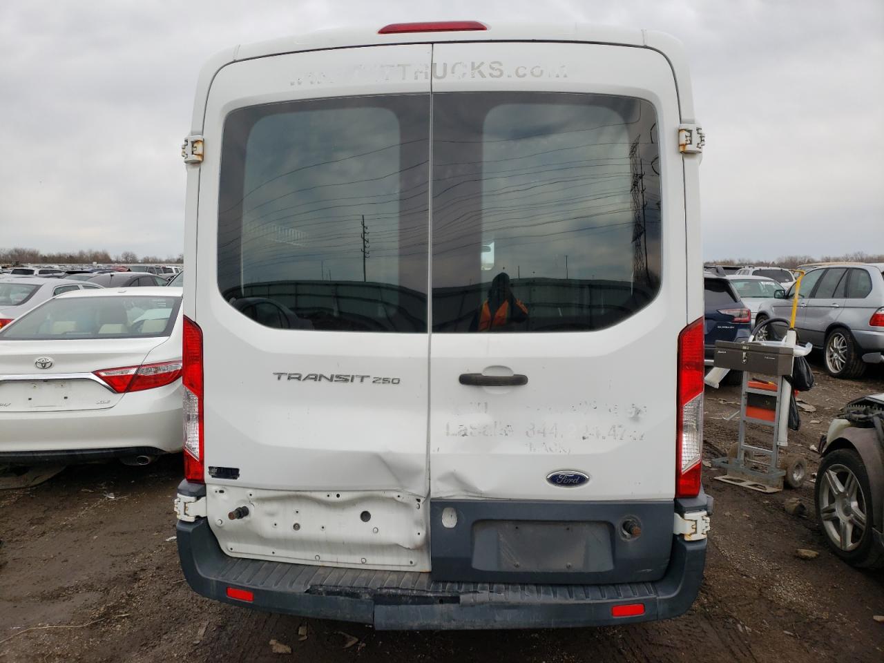 2015 Ford Transit T-250 VIN: 1FTNR2CM4FKB30902 Lot: 49147674