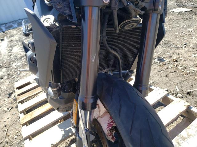 2017 YAMAHA FZ09 JYARN53E8HA000598