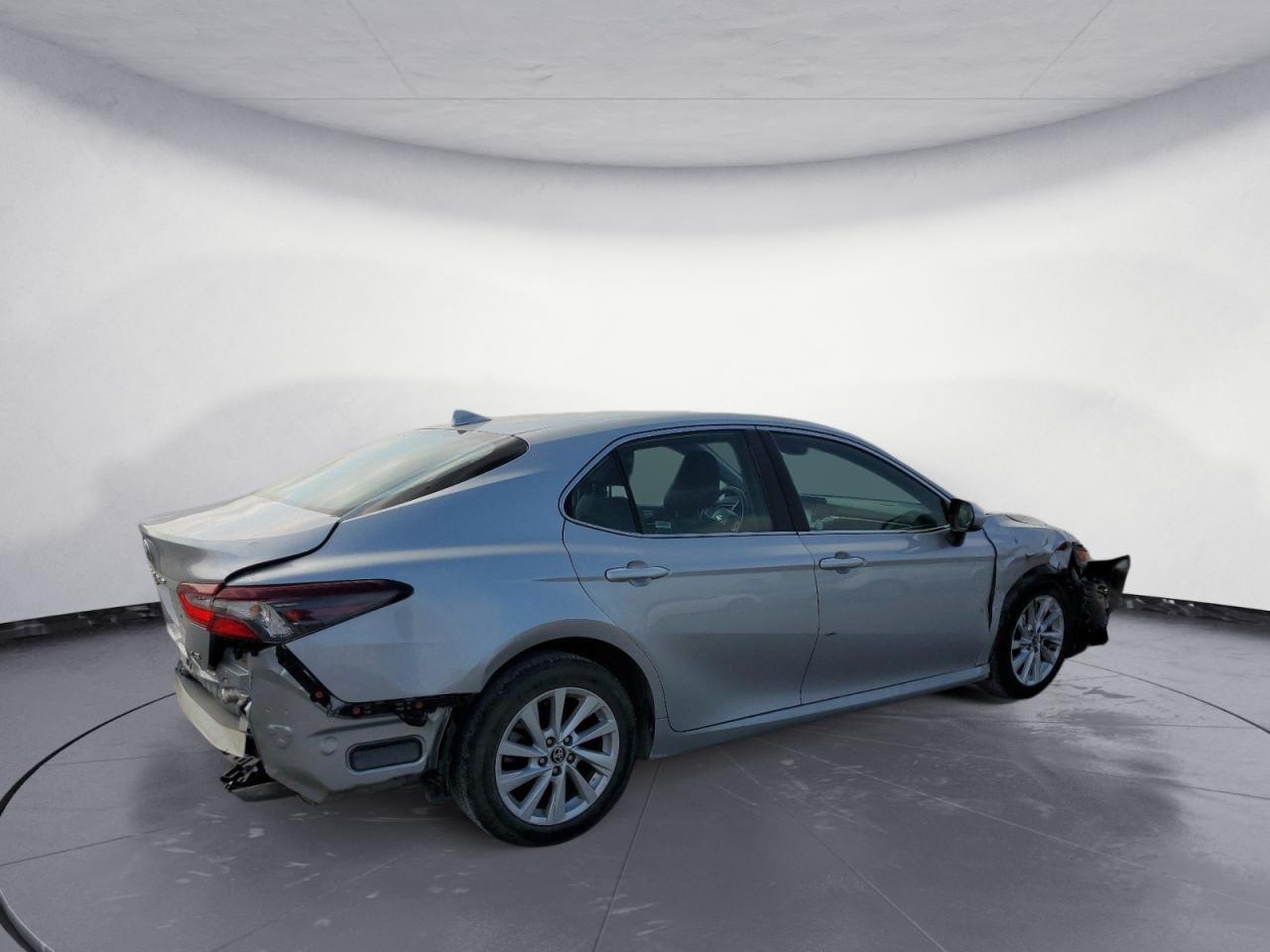 2021 Toyota Camry - Image 3