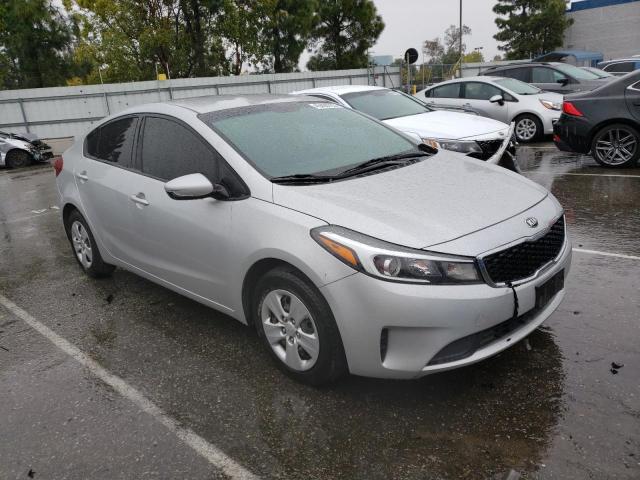 3KPFK4A71JE277899 KIA FORTE LX