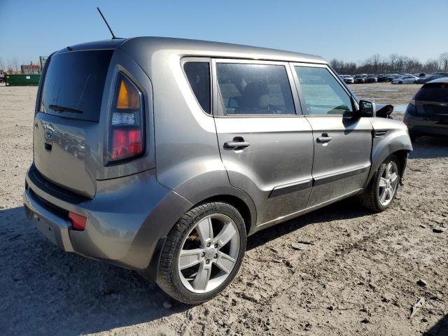 KNDJT2A2XB7237953 KIA SOUL +