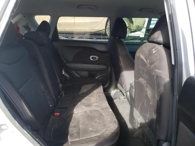KNDJN2A2XK7638817 KIA SOUL