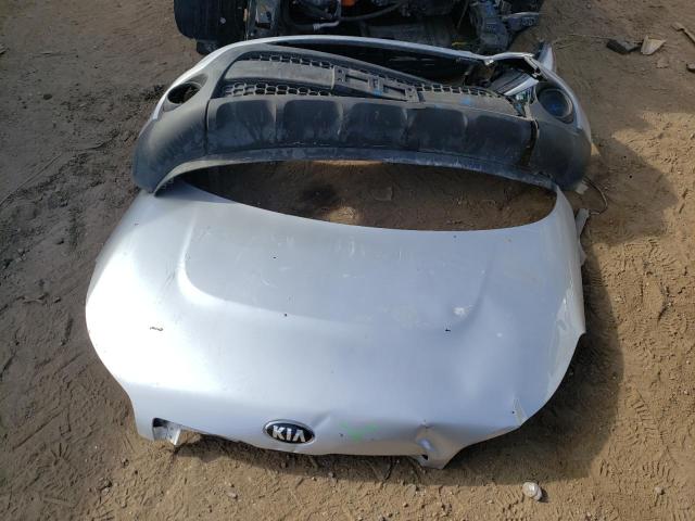 KNDJN2A2XK7638817 KIA SOUL
