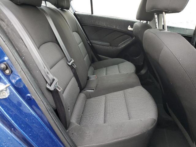 3KPFK4A79JE213903 KIA FORTE LX