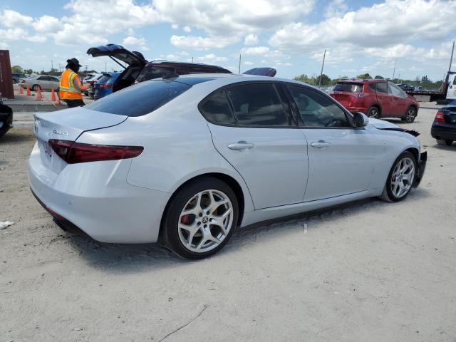 2022 ALFA ROMEO GIULIA SUP - ZARFAMBN3N7656446