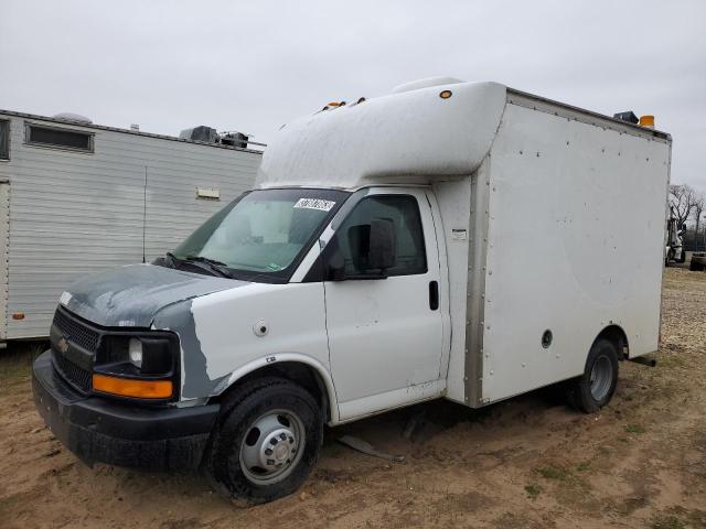 Salvage cars for sale from Copart Sikeston, MO: 2006 Chevrolet Express G3500