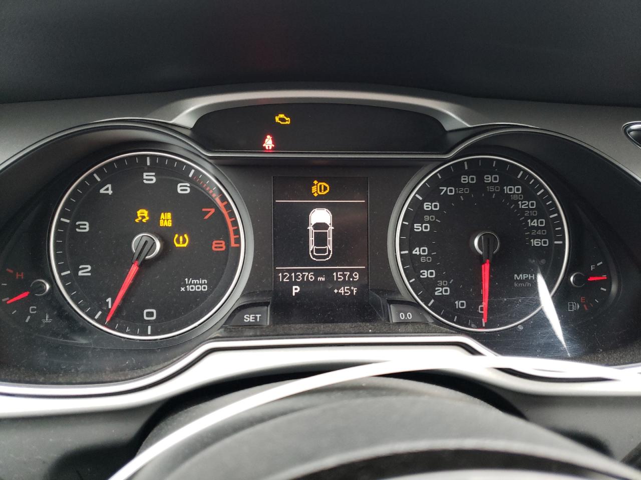 WAUBFAFL8GN001700 AUDI A4 2016