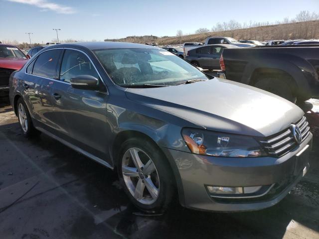 2015 VOLKSWAGEN PASSAT S 1VWAT7A38FC115057