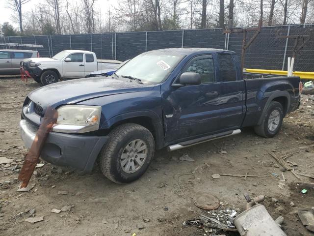 2006 Mitsubishi Raider Duro Cross