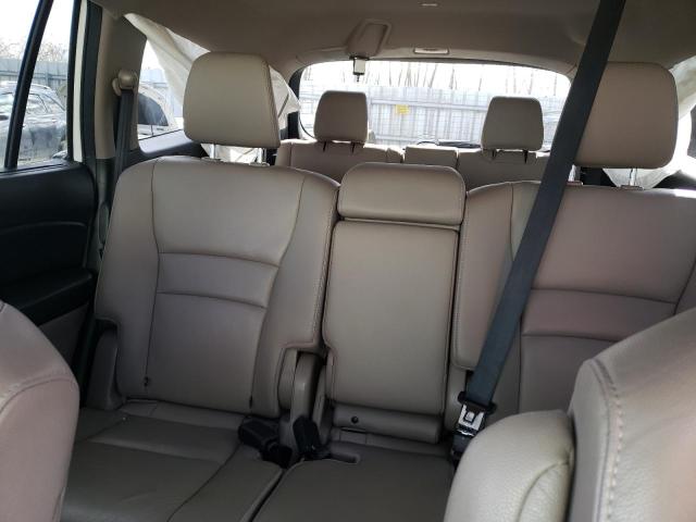 2018 HONDA PILOT TOUR - 5FNYF6H97JB047150