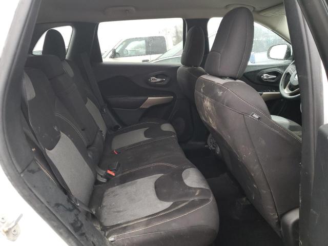 1C4PJLCB0JD566406 Jeep Cherokee Latitude
