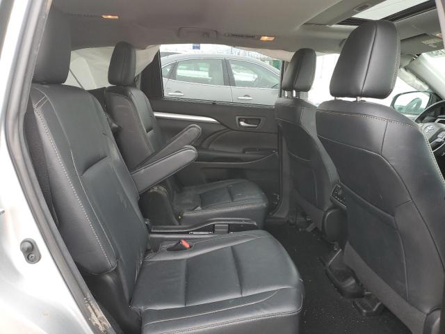 5TDJZRFH3JS549881 Toyota Highlander Se