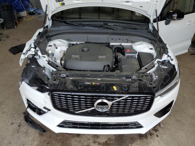 2021 VOLVO XC60 YV4102DM9M1824878