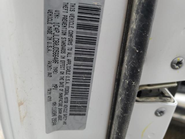 1C4PJLCB0JD566406 Jeep Cherokee Latitude