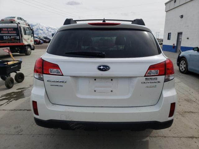 4S4BRBCC8E3257943 Subaru Outback 2.5i Premium
