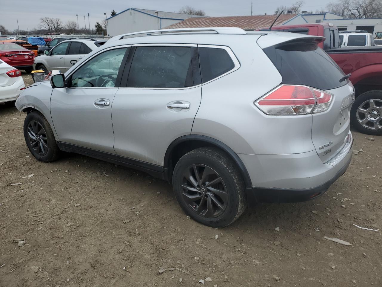 KNMAT2MV9GP677496 NISSAN ROGUE 2016
