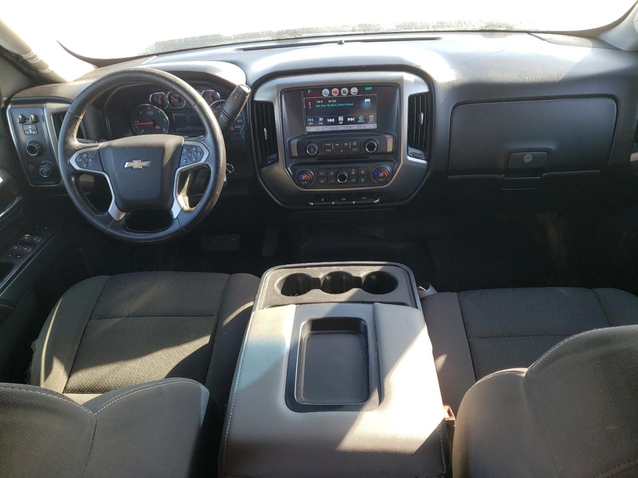 2018 Chevrolet Silverado - Image 9