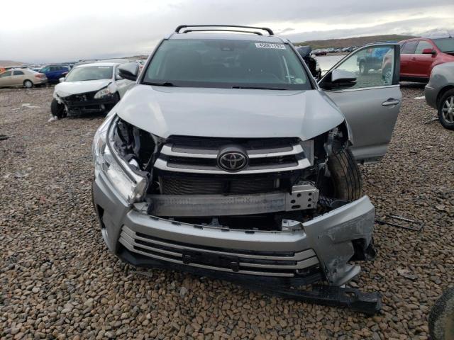 5TDJZRFH3JS549881 Toyota Highlander Se